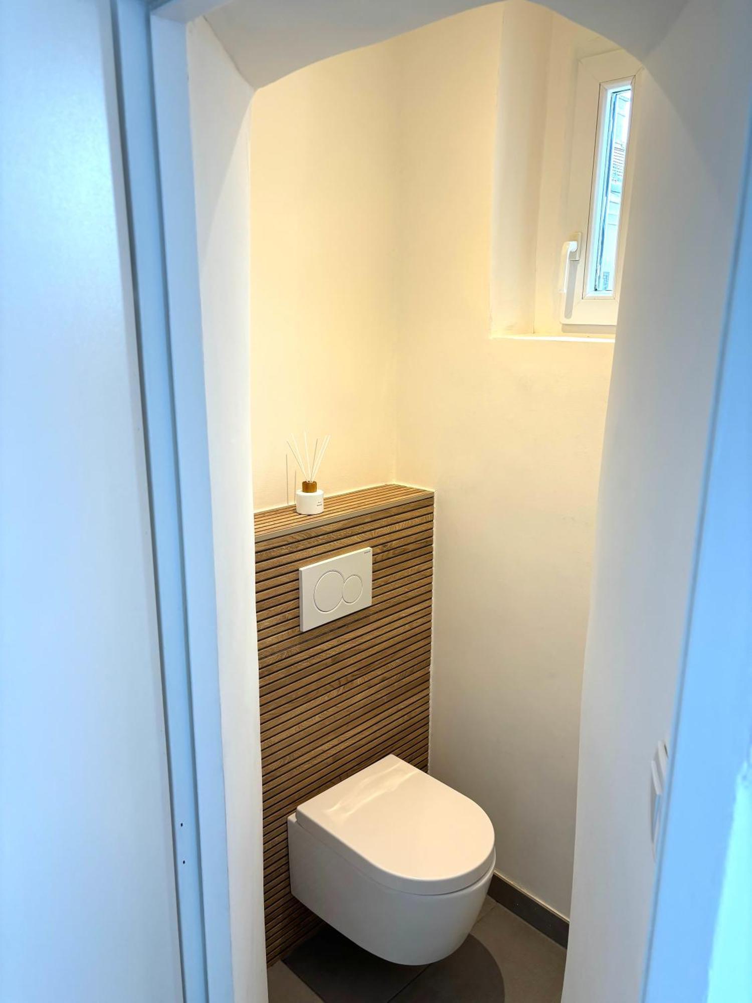 Traumhafte Wohnung Fuer 3, Grosszuegig, Walk In Dusche Вена Экстерьер фото